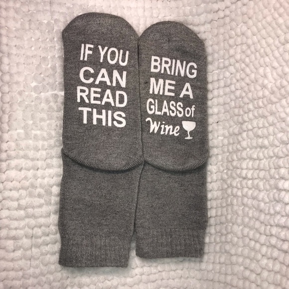 3/$30 FUNNY QUOTE SAYINGS SOCKS IF YOU CAN READ THIS ASSORTED SHOE SIZE… - Picture 2 of 4